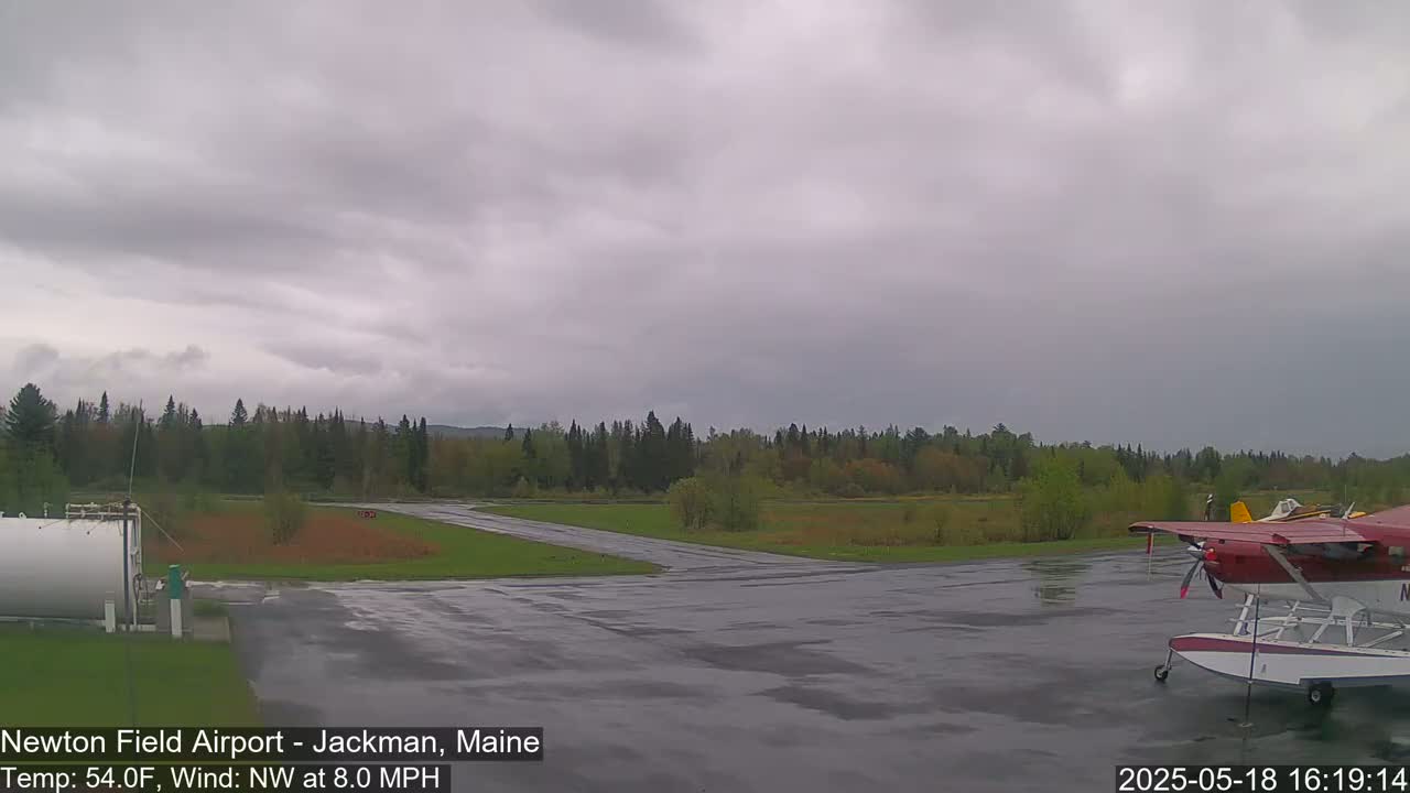 Newton Field Airport Live Cam - Jackman, Maine, USA Airport
