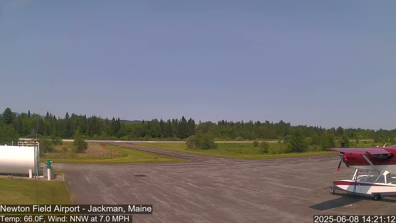 Newton Field Airport Live Cam - Jackman, Maine, USA Airport