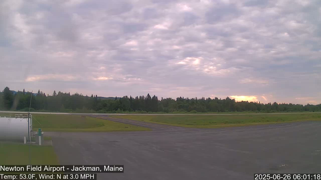 Newton Field Airport Live Cam - Jackman, Maine, USA Airport