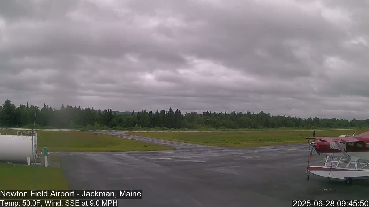 Newton Field Airport Live Cam - Jackman, Maine, USA Airport