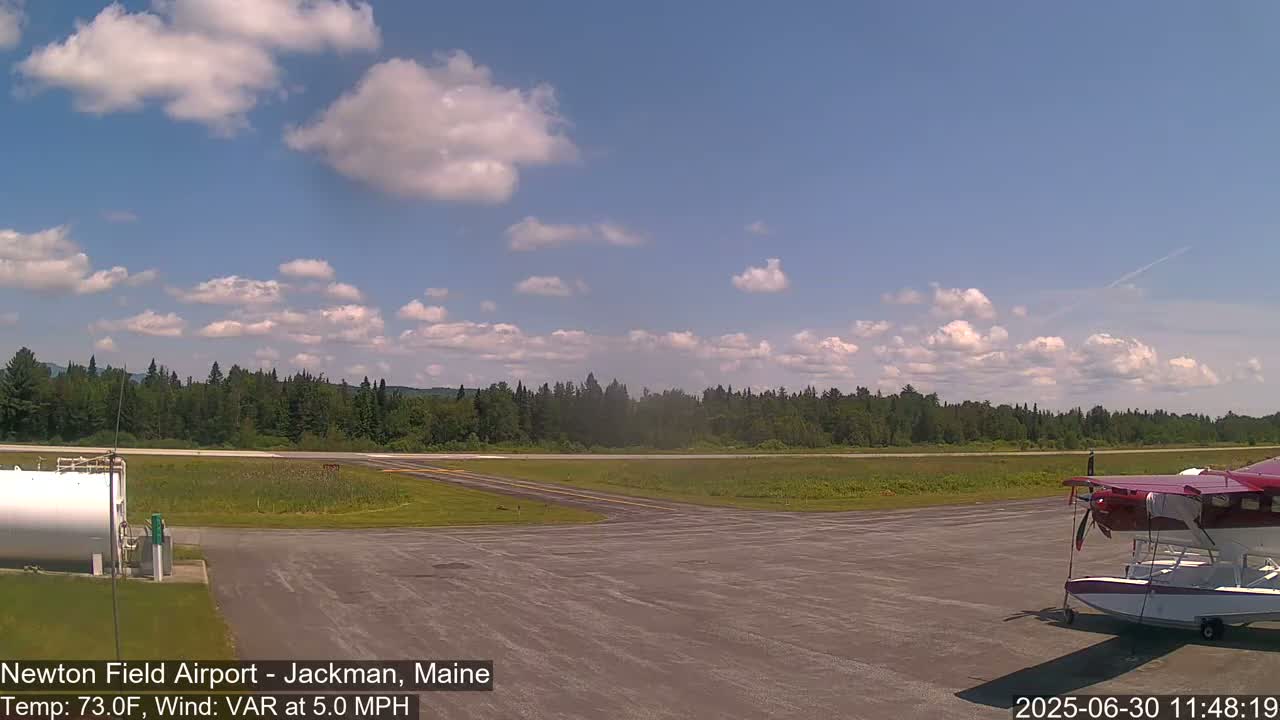 Newton Field Airport Live Cam - Jackman, Maine, USA Airport