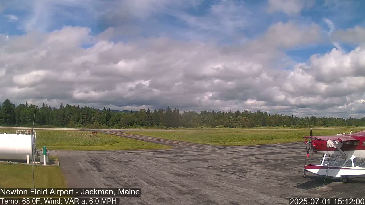 Newton Field Airport Live Cam - Jackman, Maine, USA Airport
