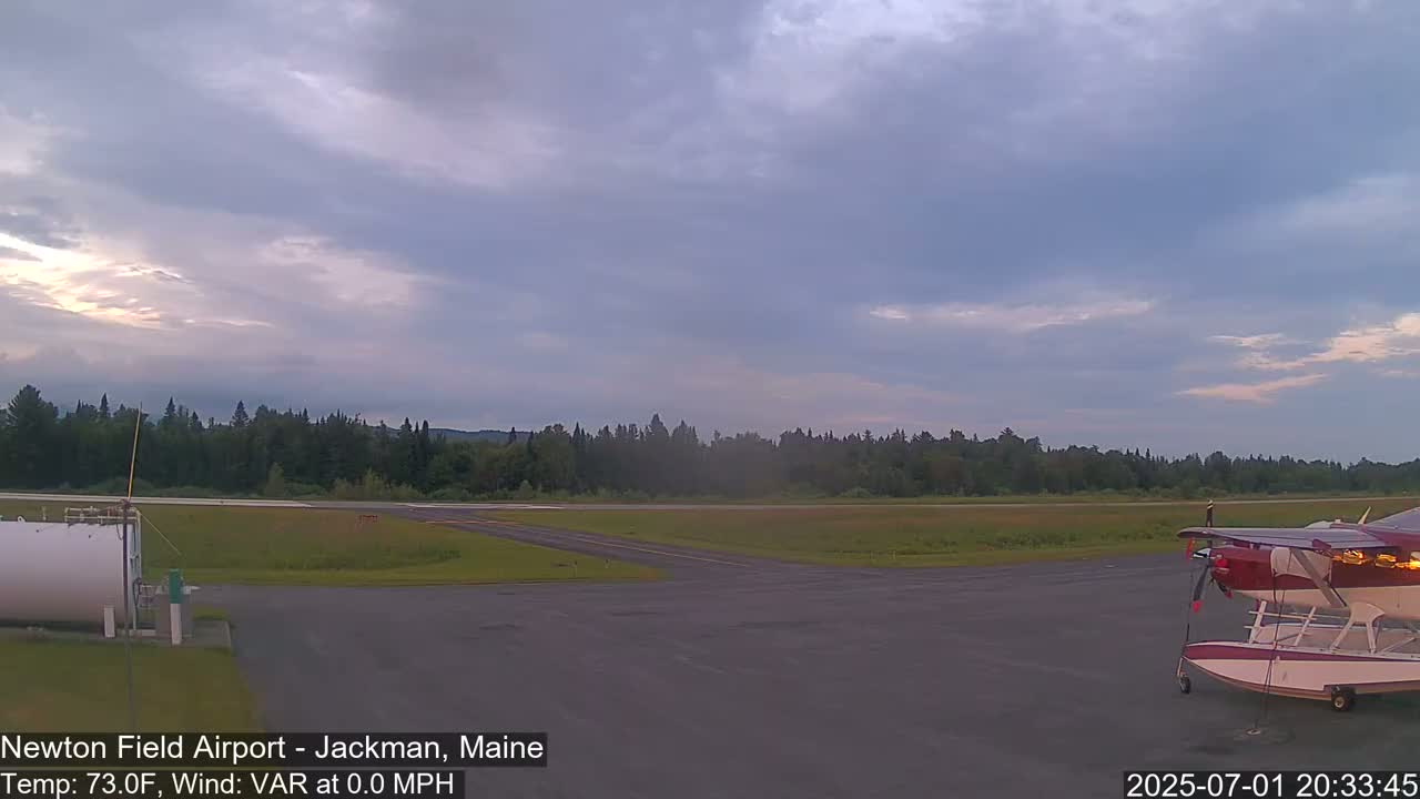Newton Field Airport Live Cam - Jackman, Maine, USA Airport