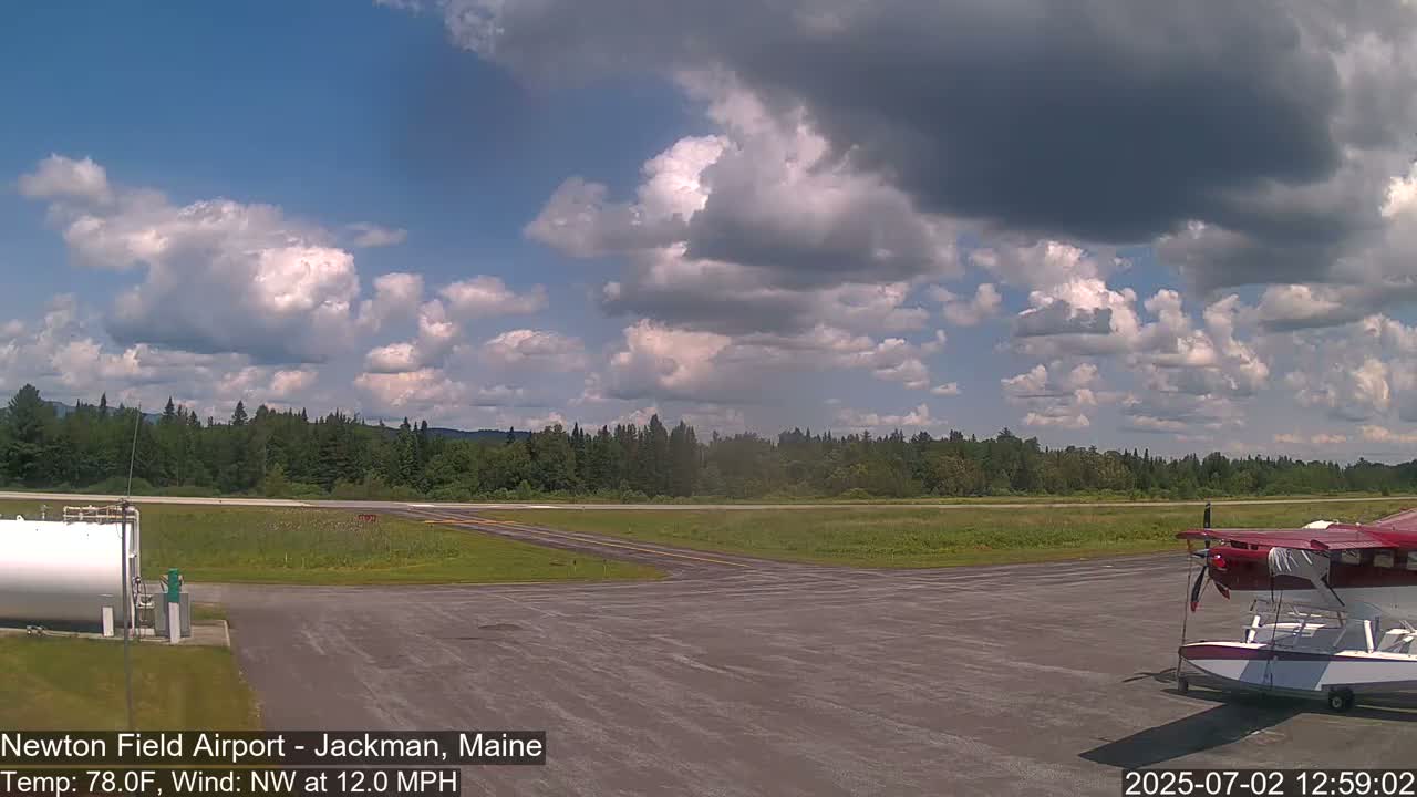 Newton Field Airport Live Cam - Jackman, Maine, USA Airport