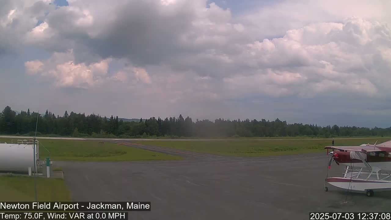 Newton Field Airport Live Cam - Jackman, Maine, USA Airport
