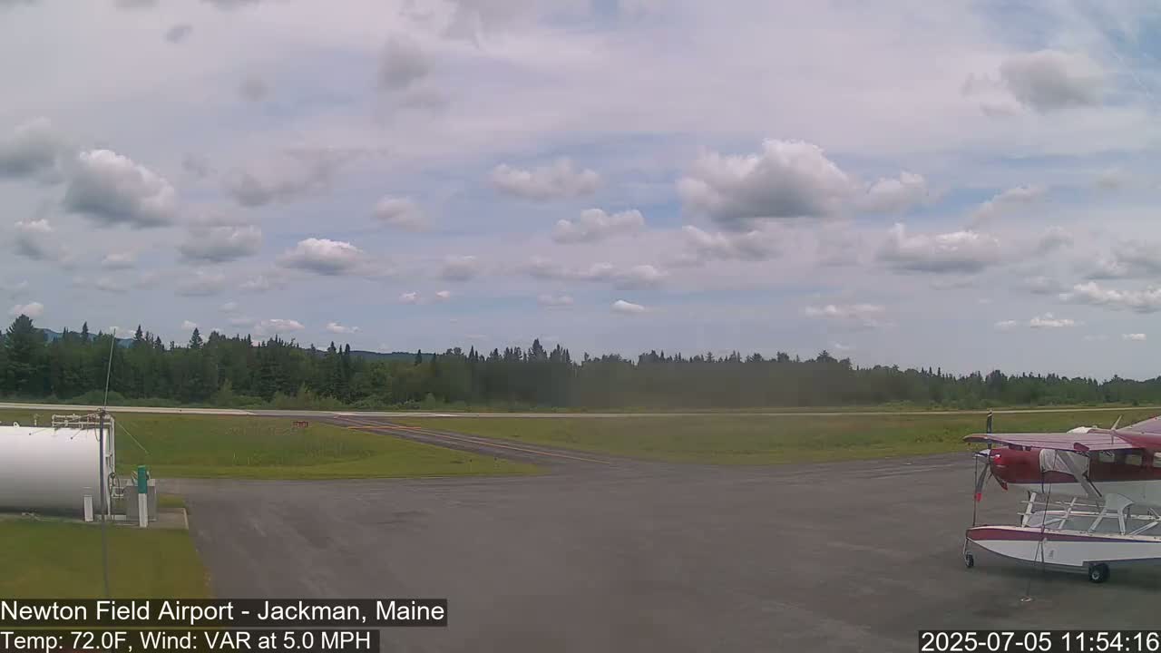 Newton Field Airport Live Cam - Jackman, Maine, USA Airport