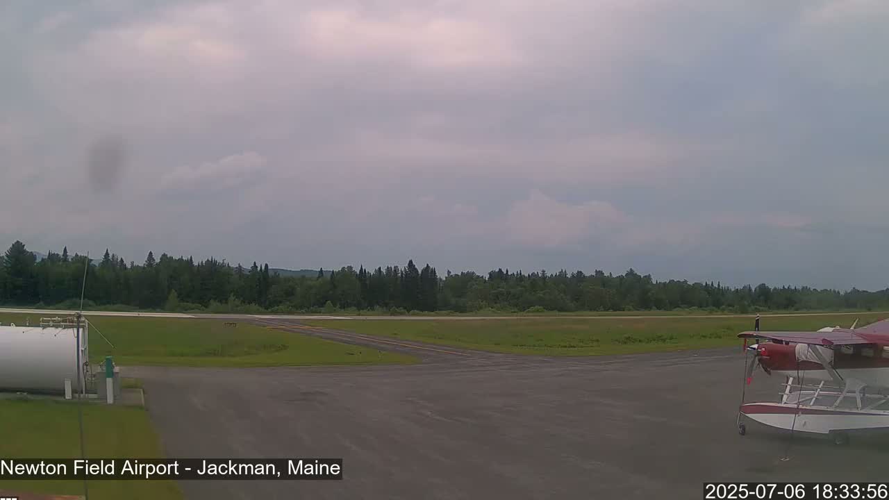 Newton Field Airport Live Cam - Jackman, Maine, USA Airport