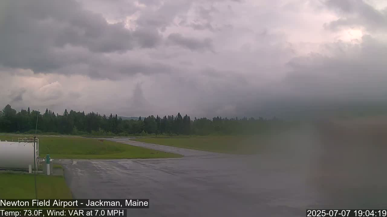Newton Field Airport Live Cam - Jackman, Maine, USA Airport