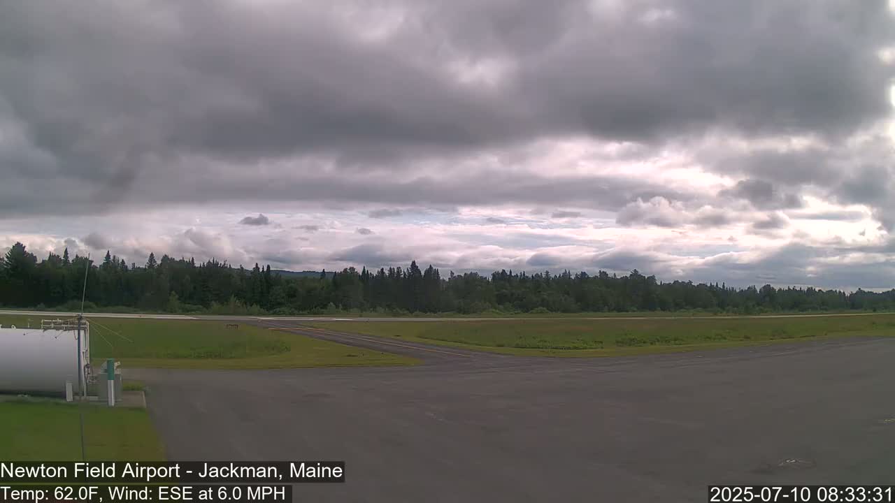 Newton Field Airport Live Cam - Jackman, Maine, USA Airport