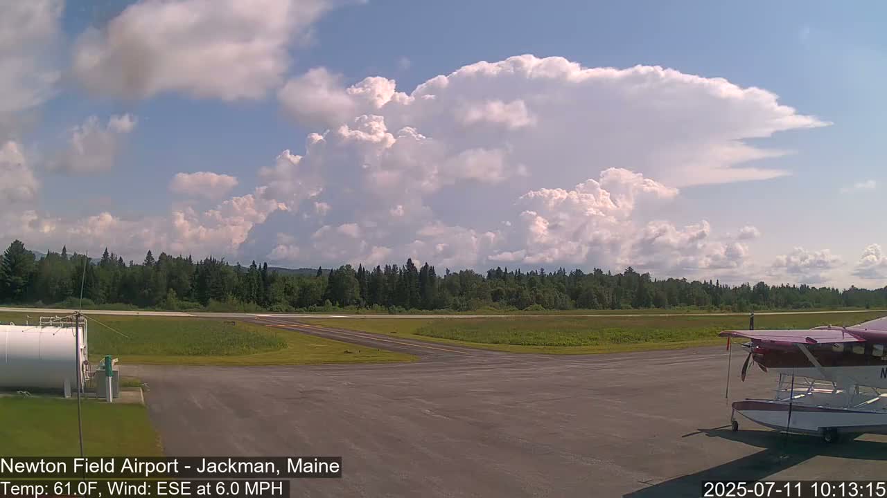 Newton Field Airport Live Cam - Jackman, Maine, USA Airport