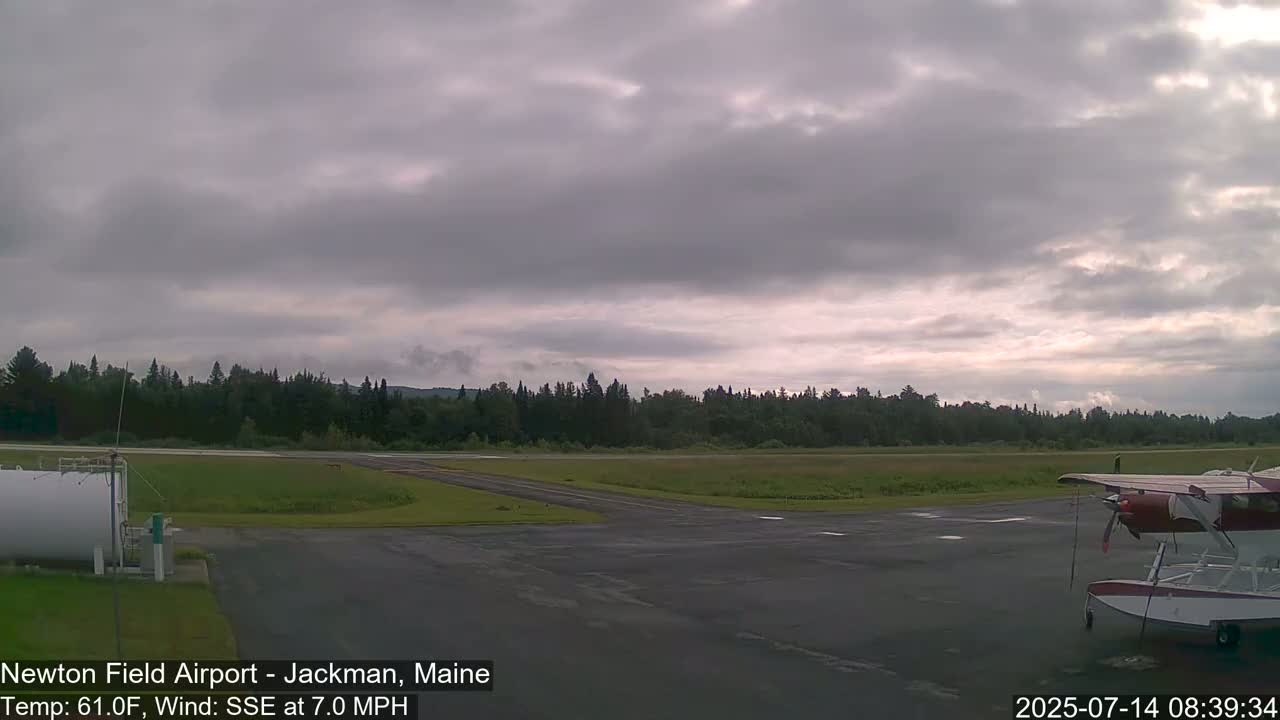 Newton Field Airport Live Cam - Jackman, Maine, USA Airport