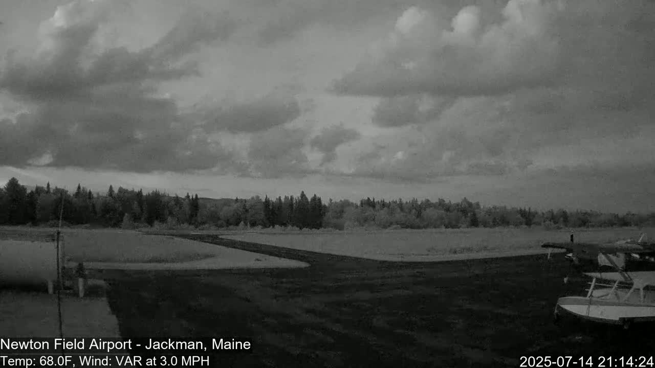 Newton Field Airport Live Cam - Jackman, Maine, USA Airport