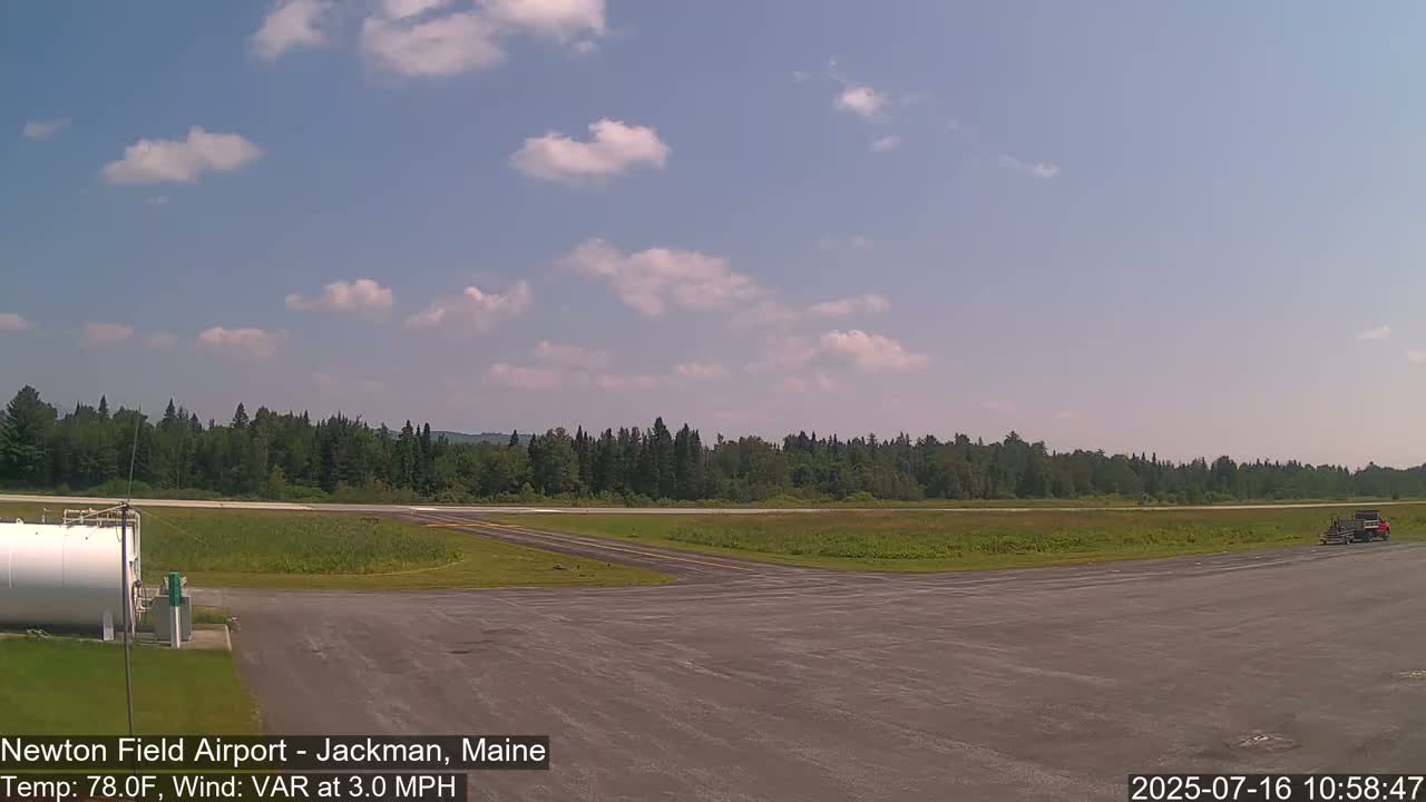 Newton Field Airport Live Cam - Jackman, Maine, USA Airport