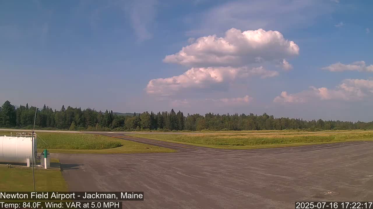 Newton Field Airport Live Cam - Jackman, Maine, USA Airport