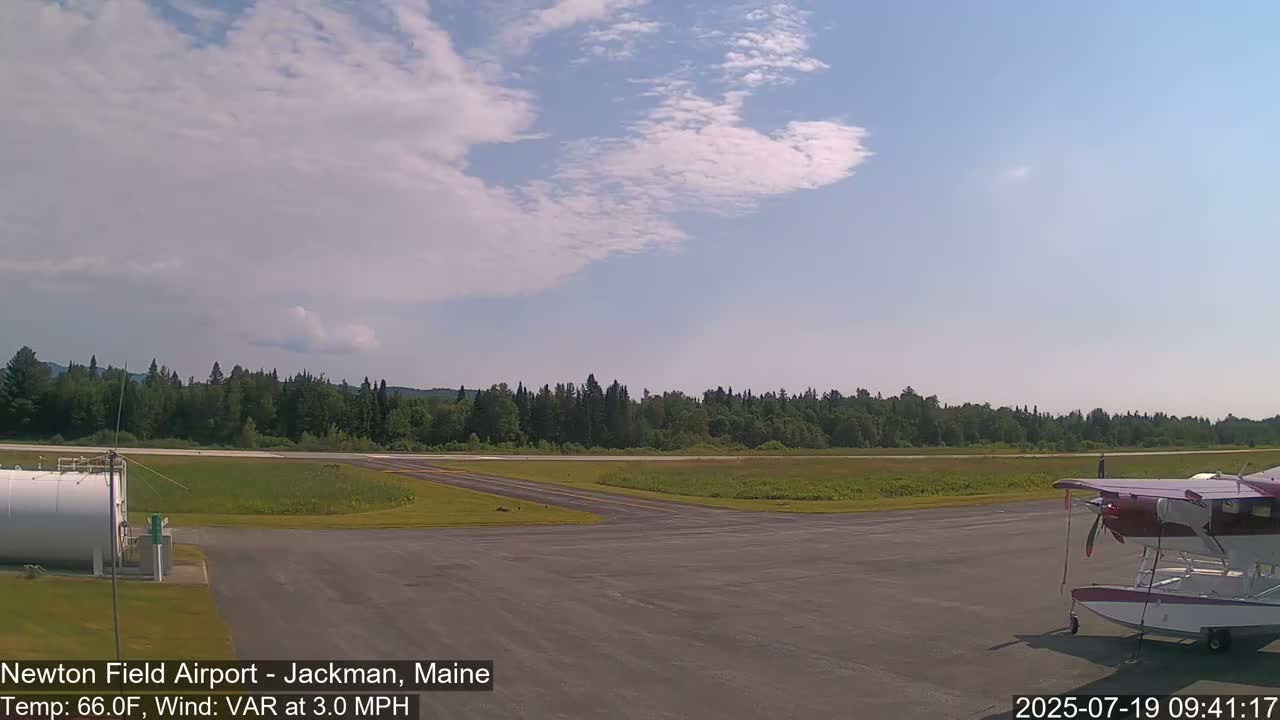 Newton Field Airport Live Cam - Jackman, Maine, USA Airport