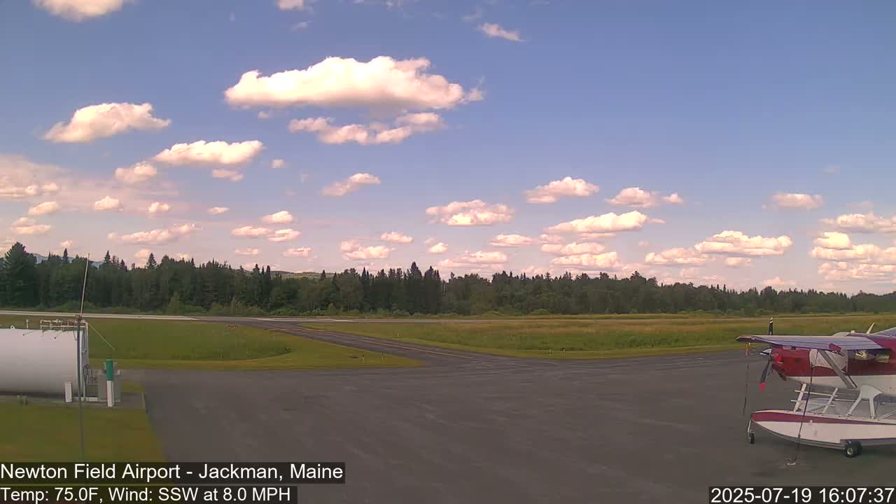 Newton Field Airport Live Cam - Jackman, Maine, USA Airport