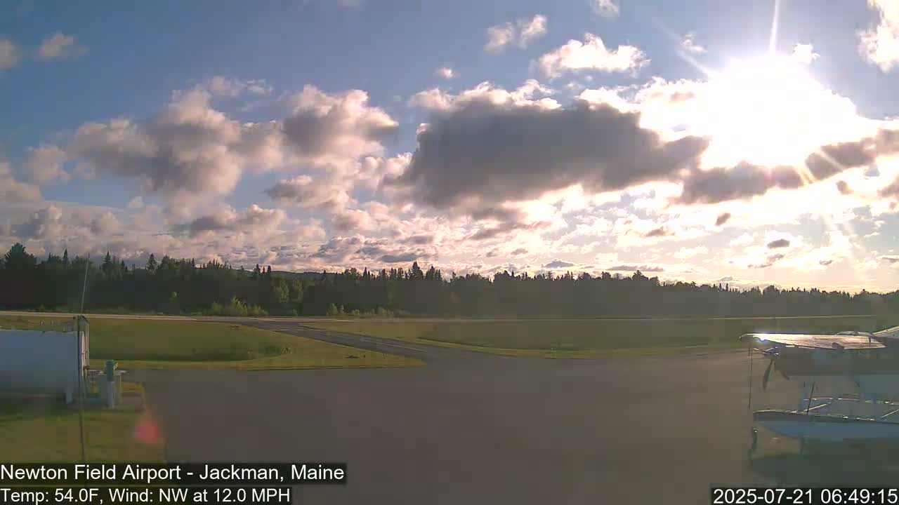Newton Field Airport Live Cam - Jackman, Maine, USA Airport