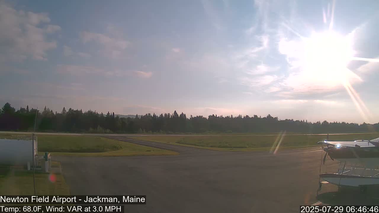 Newton Field Airport Live Cam - Jackman, Maine, USA Airport