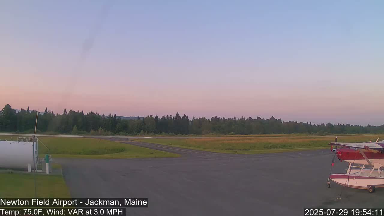 Newton Field Airport Live Cam - Jackman, Maine, USA Airport