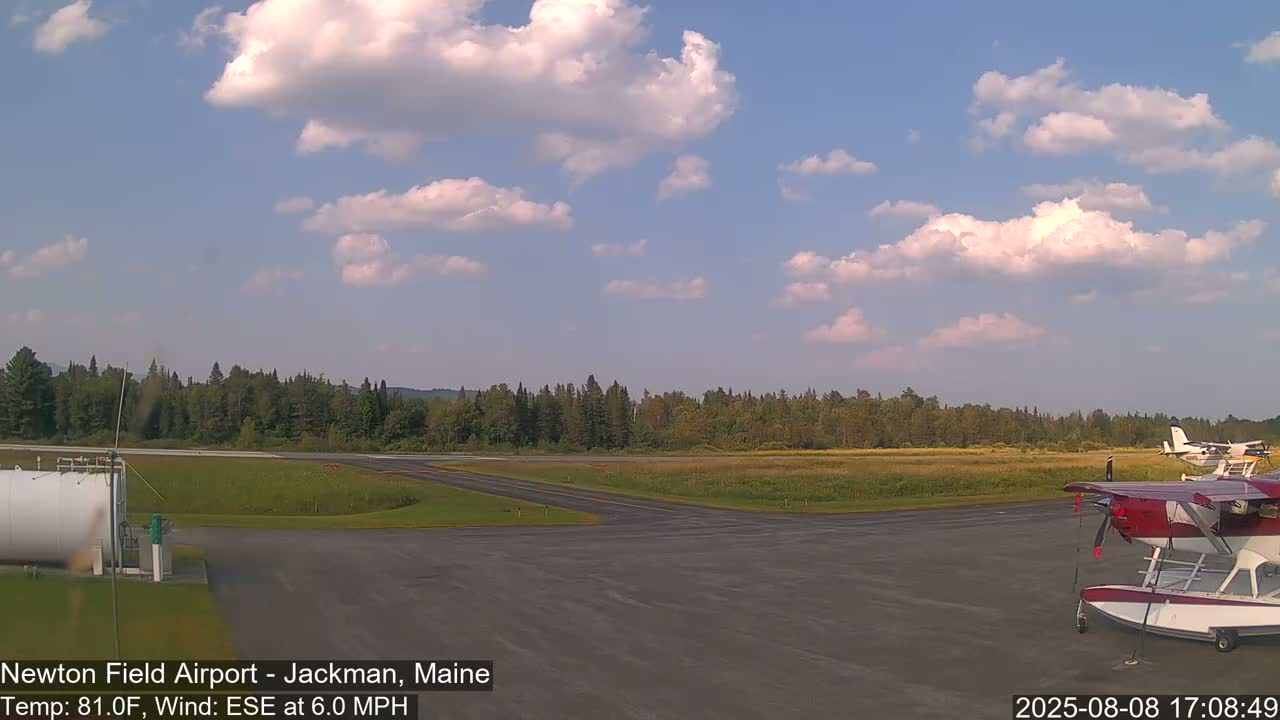Newton Field Airport Live Cam - Jackman, Maine, USA Airport