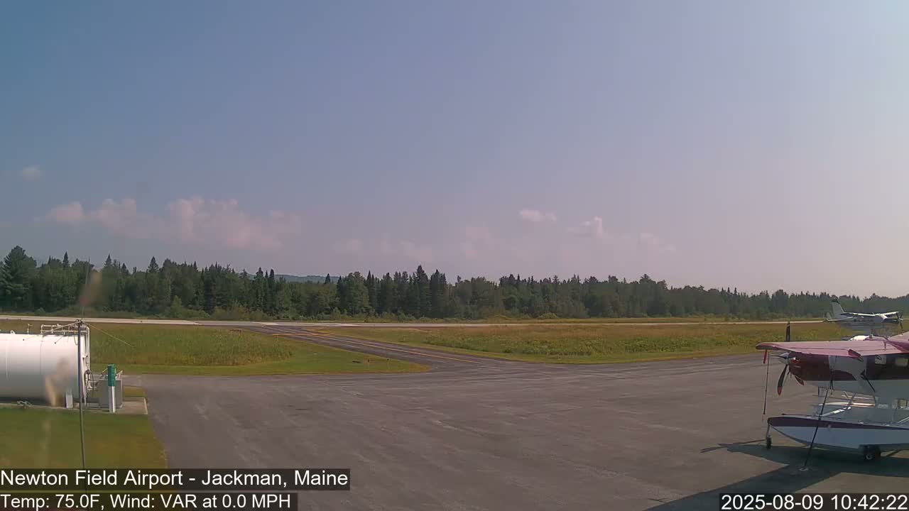Newton Field Airport Live Cam - Jackman, Maine, USA Airport