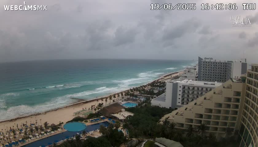 (Cancun) Cancún Playa Marlin Beach & Hotel Pools Live Cam - Benito Juarez, Quintana Roo, Mexico