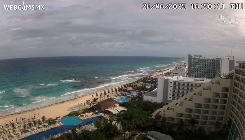 (Cancun) Cancún Playa Marlin Beach & Hotel Pools Live Cam - Benito Juarez, Quintana Roo, Mexico