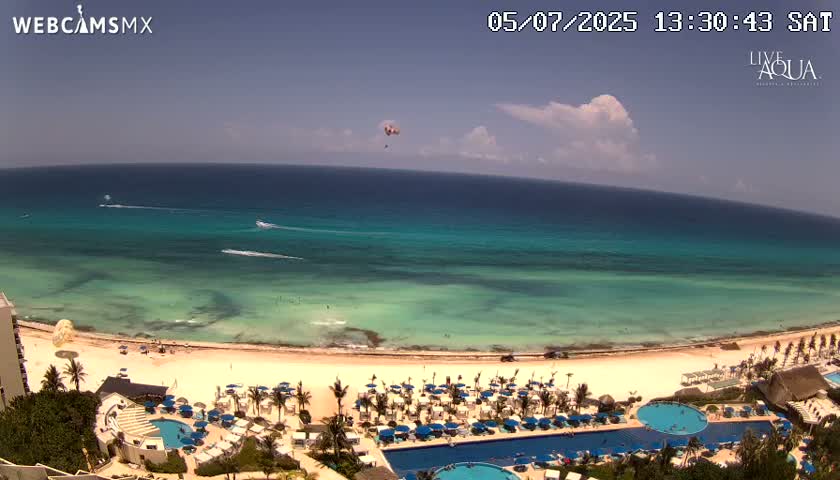(Cancun) Cancún Playa Marlin Beach & Hotel Pools Live Cam - Benito Juarez, Quintana Roo, Mexico