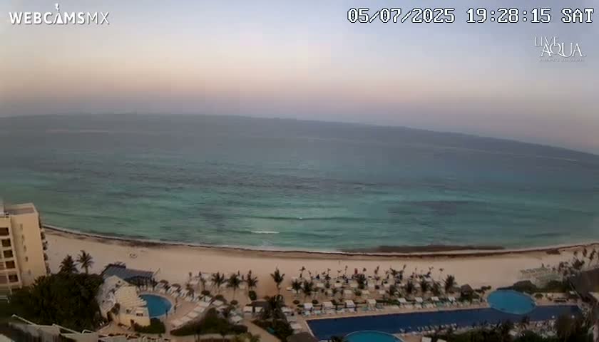 (Cancun) Cancún Playa Marlin Beach & Hotel Pools Live Cam - Benito Juarez, Quintana Roo, Mexico