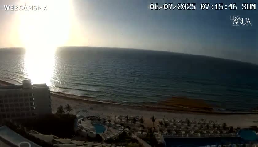 (Cancun) Cancún Playa Marlin Beach & Hotel Pools Live Cam - Benito Juarez, Quintana Roo, Mexico