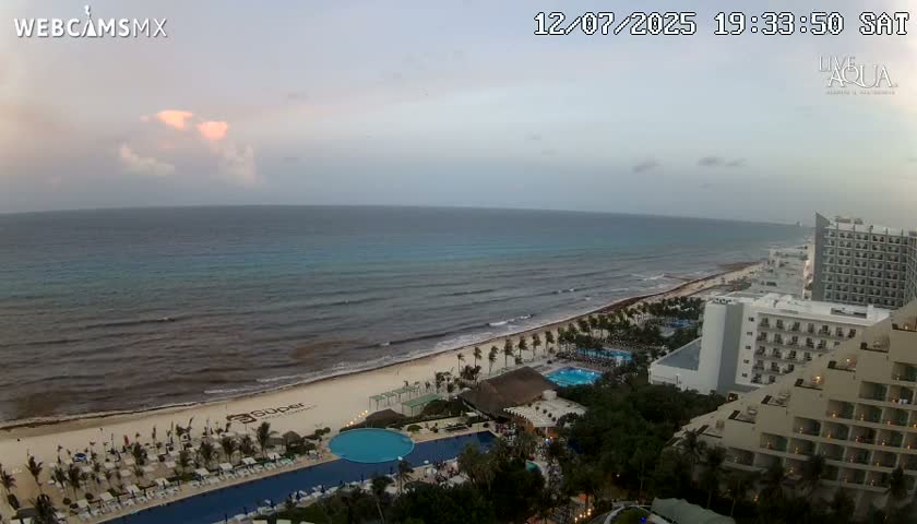 (Cancun) Cancún Playa Marlin Beach & Hotel Pools Live Cam - Benito Juarez, Quintana Roo, Mexico