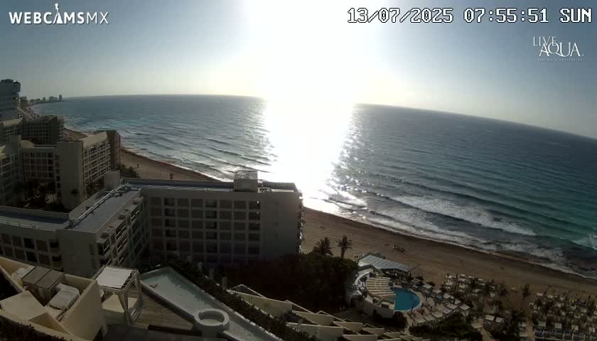 (Cancun) Cancún Playa Marlin Beach & Hotel Pools Live Cam - Benito Juarez, Quintana Roo, Mexico