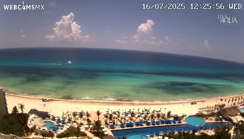 (Cancun) Cancún Playa Marlin Beach & Hotel Pools Live Cam - Benito Juarez, Quintana Roo, Mexico