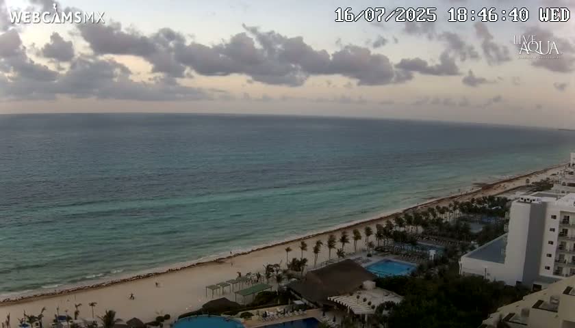 (Cancun) Cancún Playa Marlin Beach & Hotel Pools Live Cam - Benito Juarez, Quintana Roo, Mexico