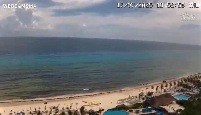 (Cancun) Cancún Playa Marlin Beach & Hotel Pools Live Cam - Benito Juarez, Quintana Roo, Mexico