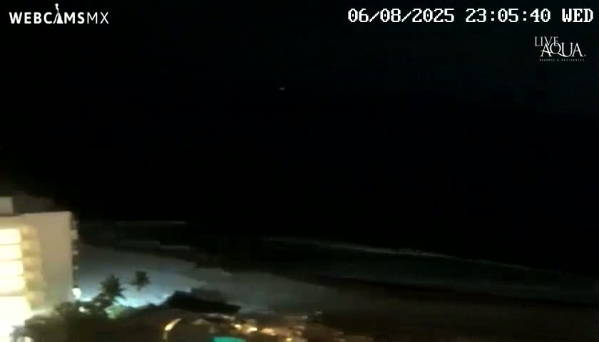 (Cancun) Cancún Playa Marlin Beach & Hotel Pools Live Cam - Benito Juarez, Quintana Roo, Mexico