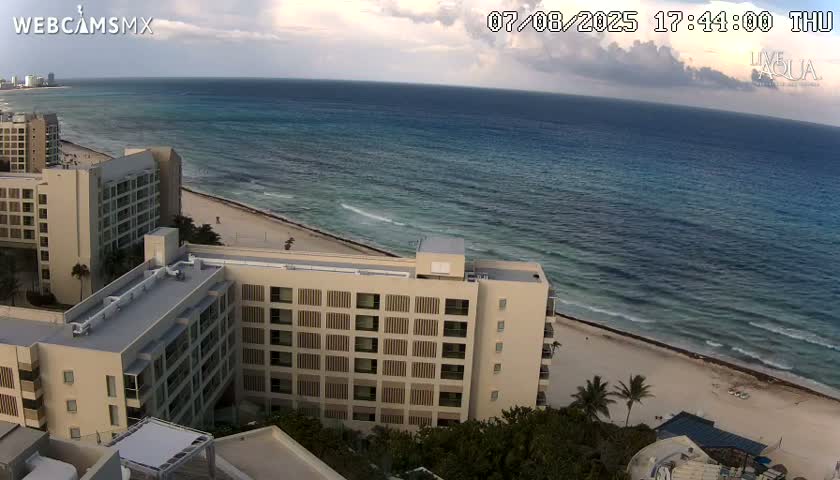 (Cancun) Cancún Playa Marlin Beach & Hotel Pools Live Cam - Benito Juarez, Quintana Roo, Mexico