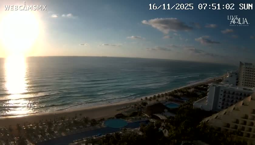 (Cancun) Cancún Playa Marlin Beach & Hotel Pools Live Cam - Benito Juarez, Quintana Roo, Mexico