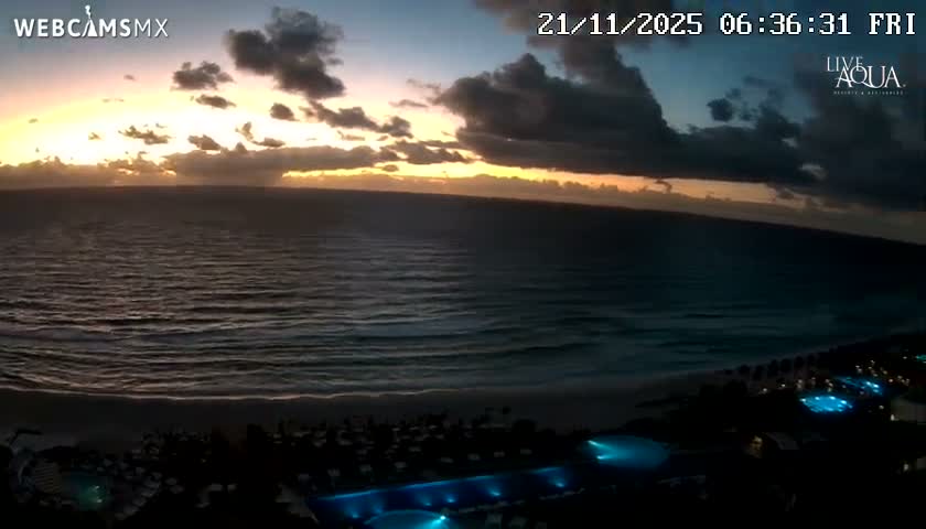 (Cancun) Cancún Playa Marlin Beach & Hotel Pools Live Cam - Benito Juarez, Quintana Roo, Mexico