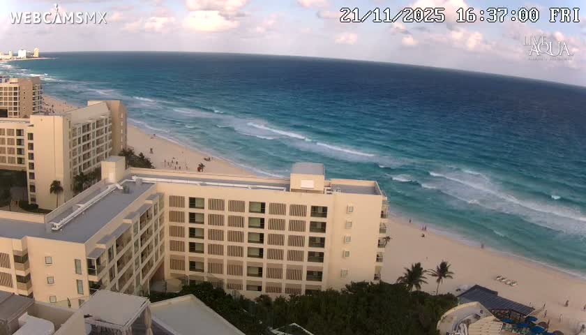 (Cancun) Cancún Playa Marlin Beach & Hotel Pools Live Cam - Benito Juarez, Quintana Roo, Mexico