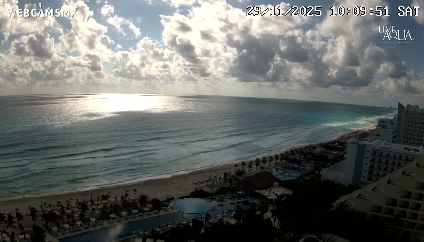 (Cancun) Cancún Playa Marlin Beach & Hotel Pools Live Cam - Benito Juarez, Quintana Roo, Mexico
