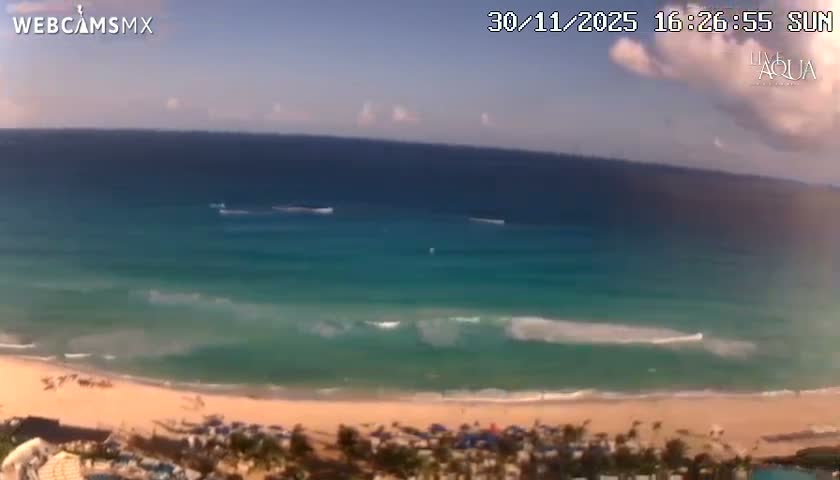 (Cancun) Cancún Playa Marlin Beach & Hotel Pools Live Cam - Benito Juarez, Quintana Roo, Mexico