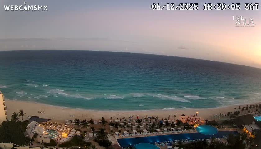 (Cancun) Cancún Playa Marlin Beach & Hotel Pools Live Cam - Benito Juarez, Quintana Roo, Mexico