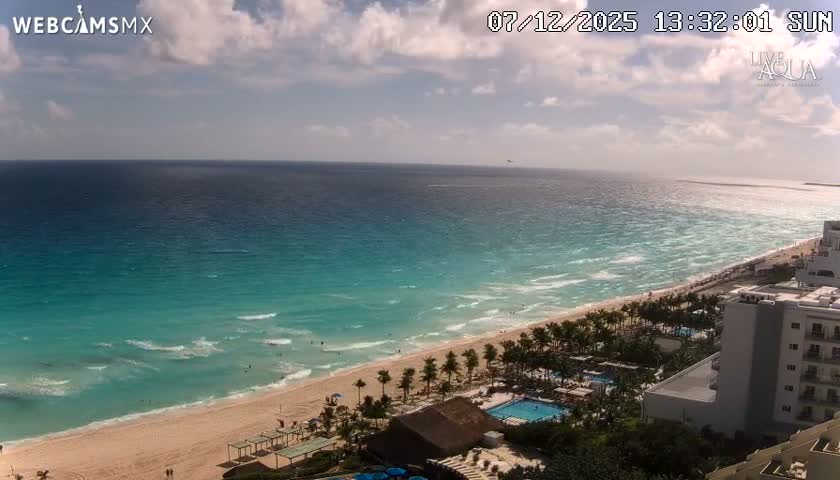 (Cancun) Cancún Playa Marlin Beach & Hotel Pools Live Cam - Benito Juarez, Quintana Roo, Mexico