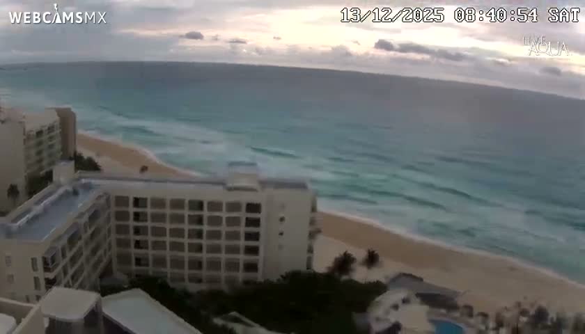 (Cancun) Cancún Playa Marlin Beach & Hotel Pools Live Cam - Benito Juarez, Quintana Roo, Mexico