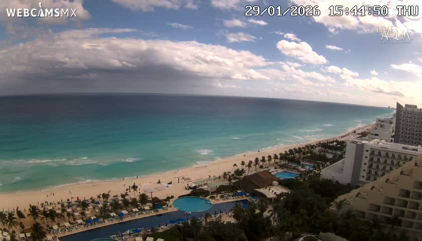 (Cancun) Cancún Playa Marlin Beach & Hotel Pools Live Cam - Benito Juarez, Quintana Roo, Mexico