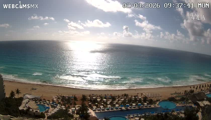 (Cancun) Cancún Playa Marlin Beach & Hotel Pools Live Cam - Benito Juarez, Quintana Roo, Mexico