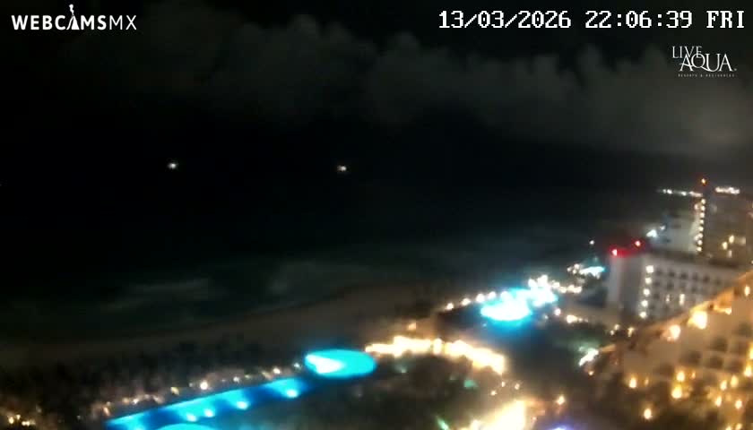 (Cancun) Cancún Playa Marlin Beach & Hotel Pools Live Cam - Benito Juarez, Quintana Roo, Mexico