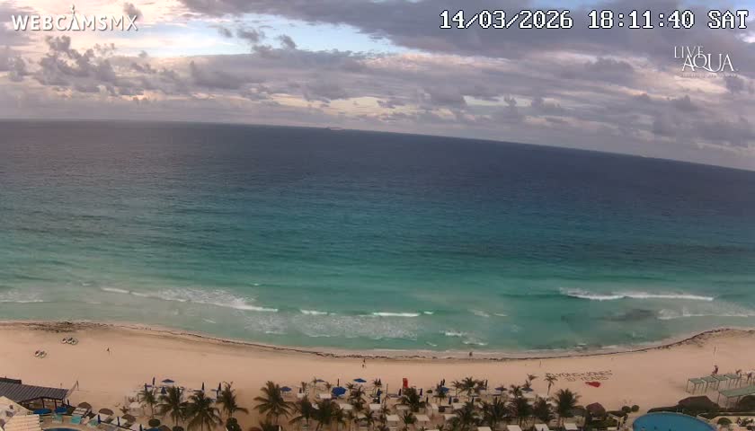 (Cancun) Cancún Playa Marlin Beach & Hotel Pools Live Cam - Benito Juarez, Quintana Roo, Mexico
