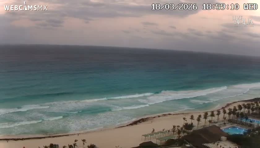 (Cancun) Cancún Playa Marlin Beach & Hotel Pools Live Cam - Benito Juarez, Quintana Roo, Mexico